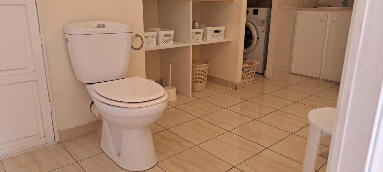 Logement Spacieux Deux Pieces A Baie Mahault Ngoại thất bức ảnh